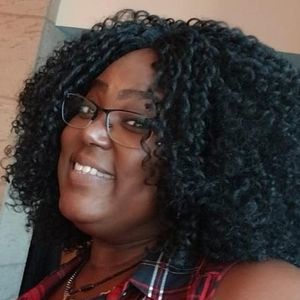 Meet your Posher, Theresa